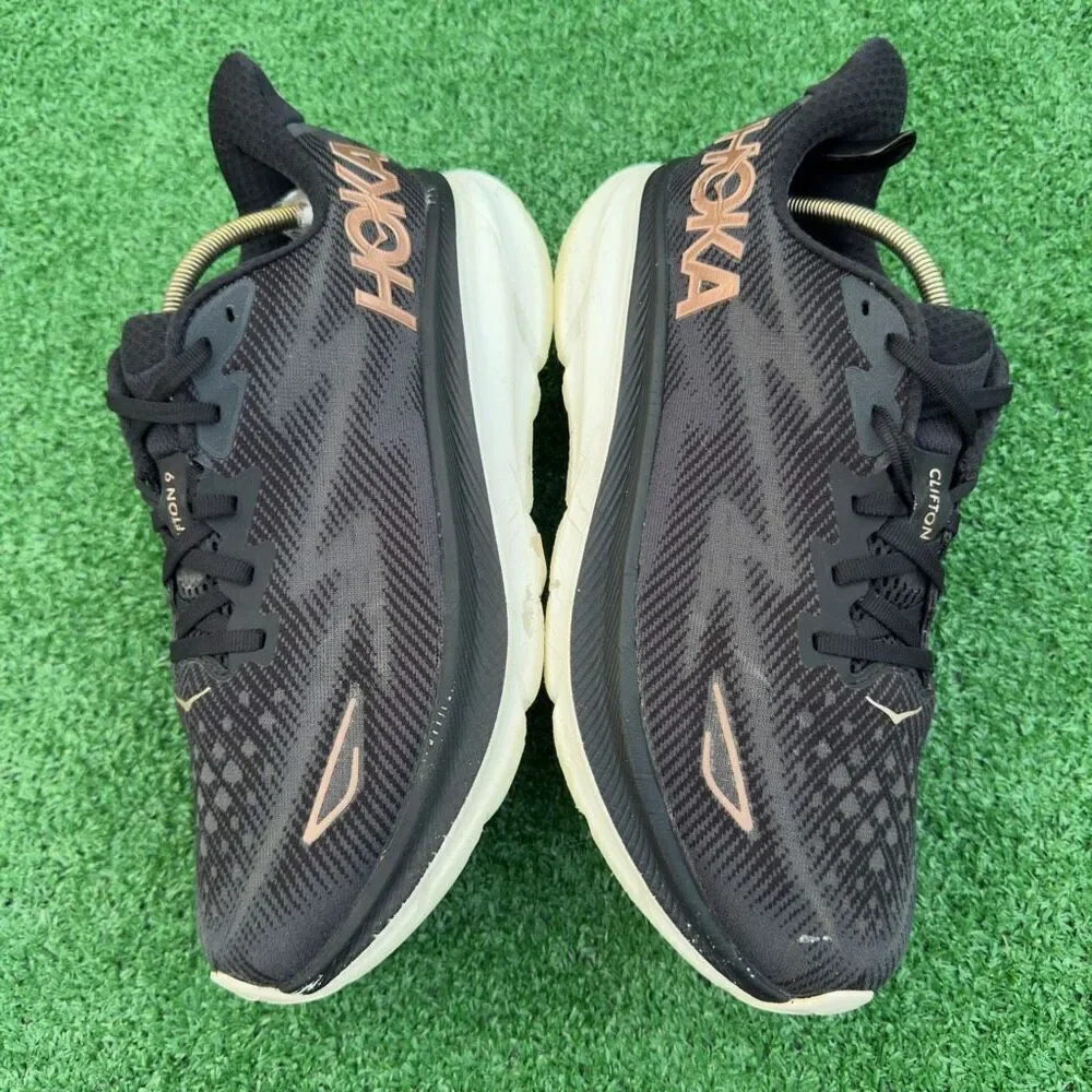 HOKA ONE ONE CLIFTON 9 WIDE - Women’s Running Shoes - SIZE 10D